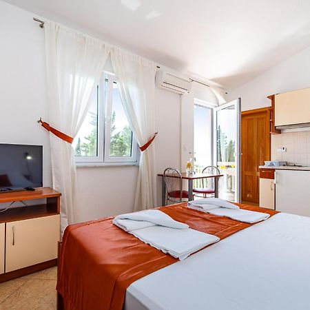 Apartments Prkacin 2 Starigrad Paklenica Exterior foto